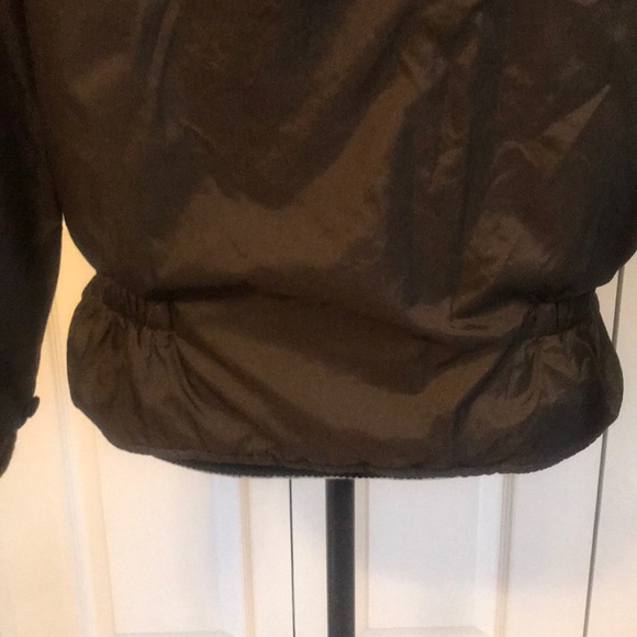 Redhead for her Jacket - Picture 6 of 9